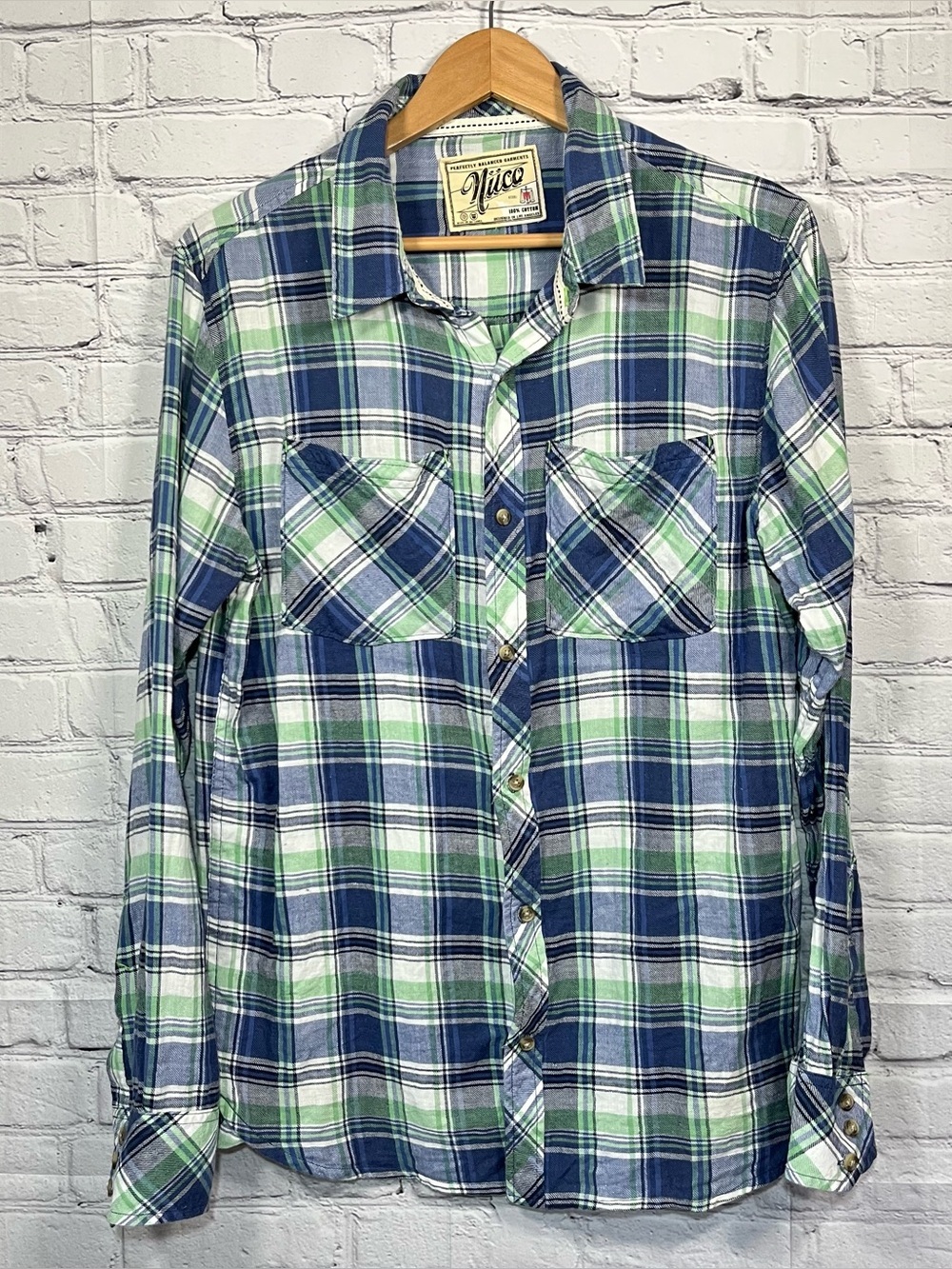 NUCO Plaid Flannel Shirt Mens Size Medium Multicolor Button Up